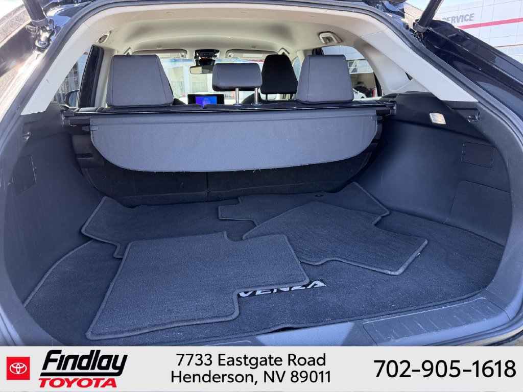 Certified 2023 Toyota Venza LE AWD/4WD image 18