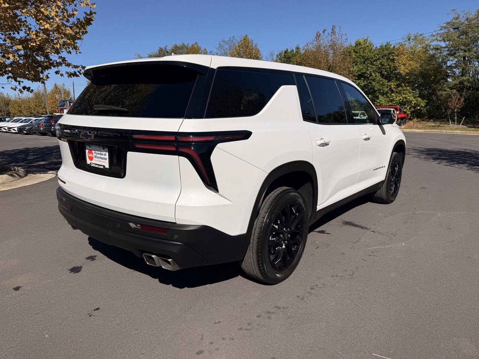 Used 2024 Chevrolet Traverse LS w/ Midnight/Sport Edition FWD image 7