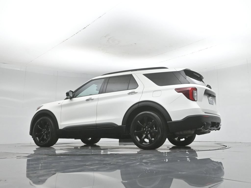 Certified 2023 Ford Explorer ST-Line w/ Class IV Trailer Tow Package RWD image 53
