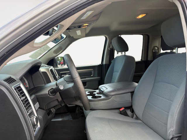 Used 2015 RAM 1500 Classic SLT RWD image 12