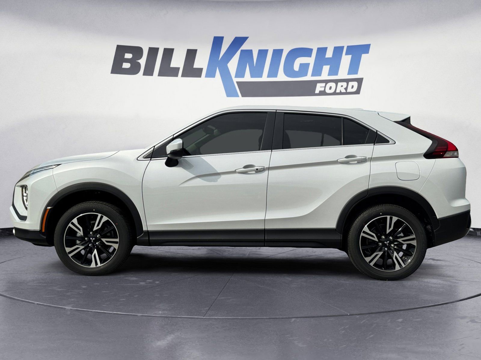 Used 2025 Mitsubishi Eclipse Cross SE AWD/4WD image 2