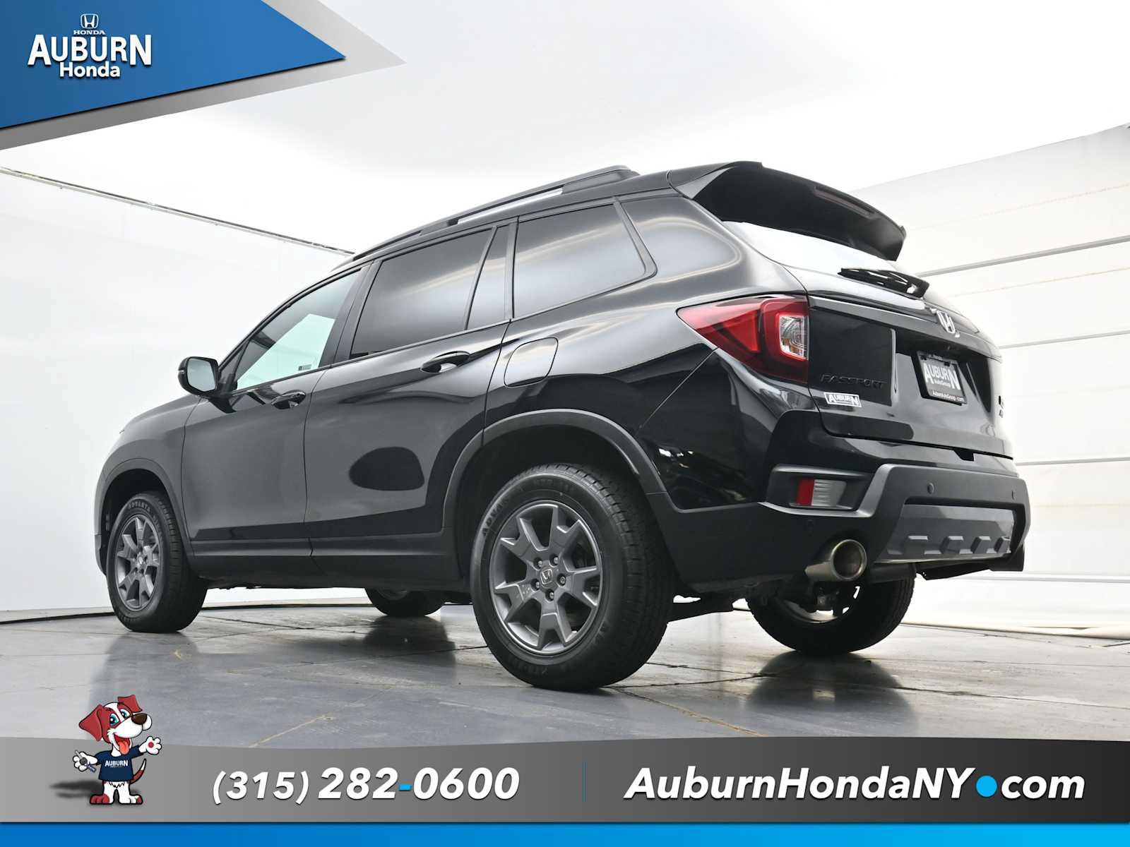 Used 2024 Honda Passport TrailSport image 24