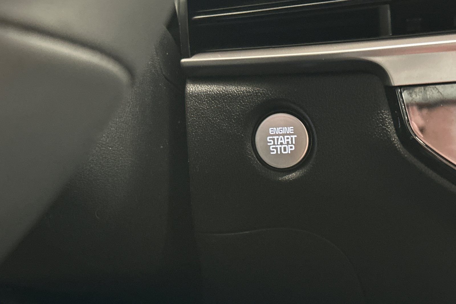 New 2026 Kia Sorento LX FWD image 19