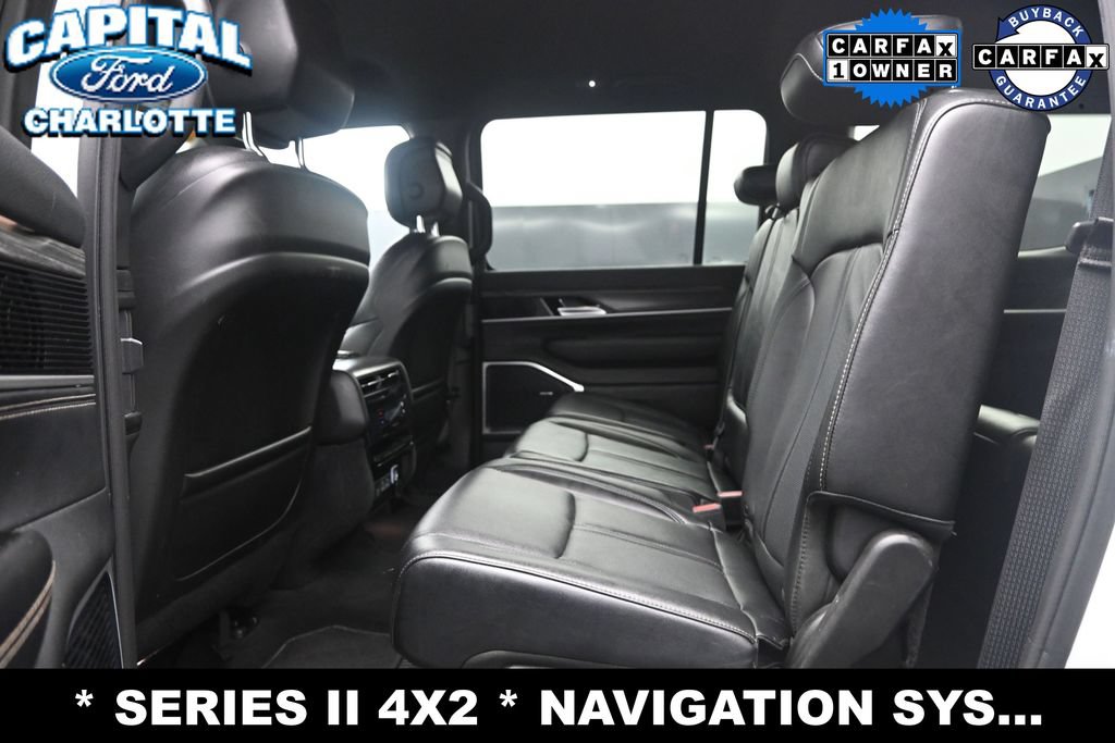 Used 2024 Jeep Wagoneer Series II w/ Flexible Seating Group RWD image 10