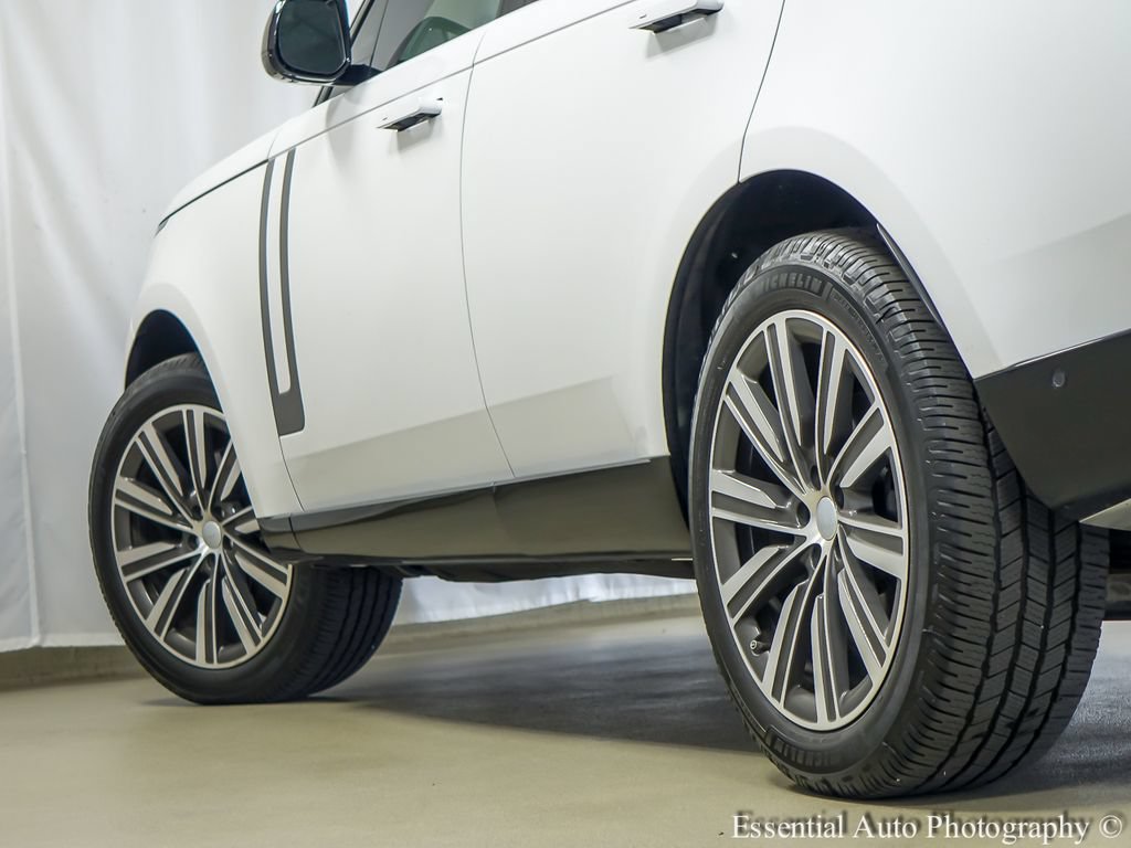 Used 2023 Land Rover Range Rover SE AWD/4WD image 11