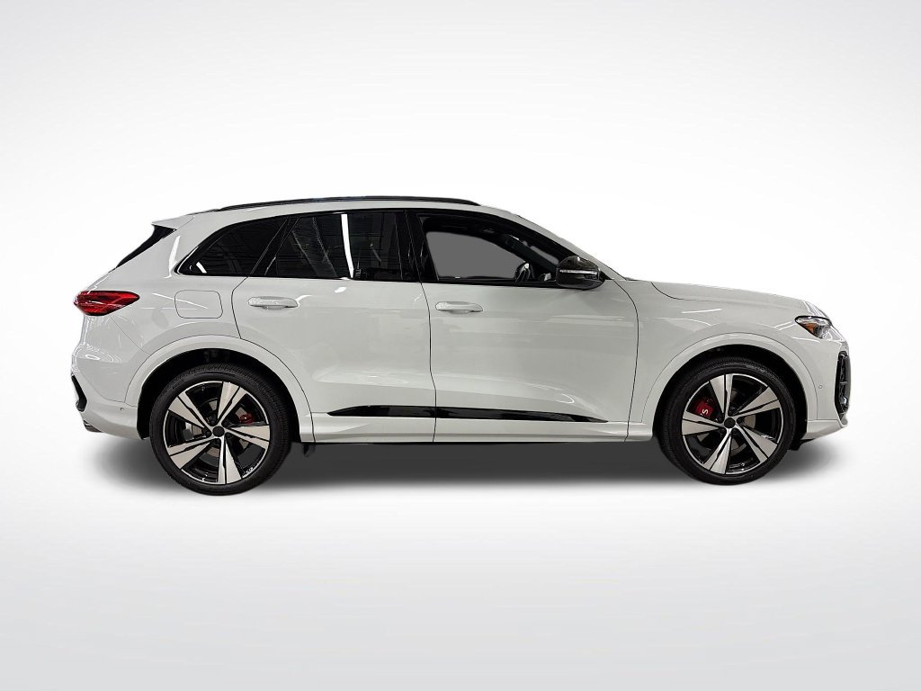 New 2026 Audi SQ5 Premium Plus AWD/4WD image 6