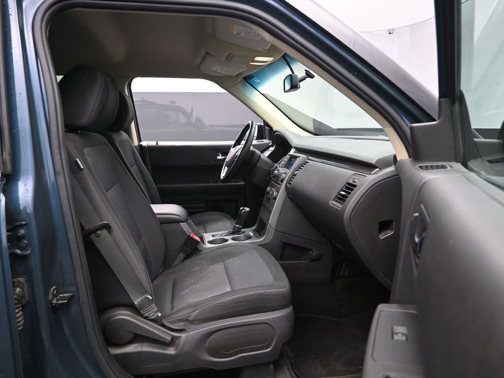 Used 2016 Ford Flex SE image 25