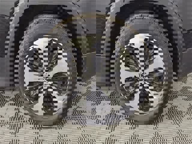 Certified 2025 Mercedes-Benz GLB 250 4MATIC image 78