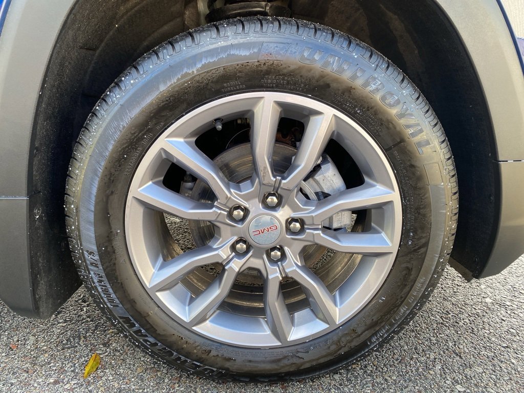 Certified 2022 GMC Terrain SLT w/ LPO, Floor Liner Package image 9