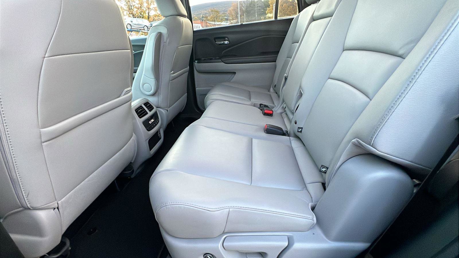 Used 2022 Honda Pilot Special Edition image 19