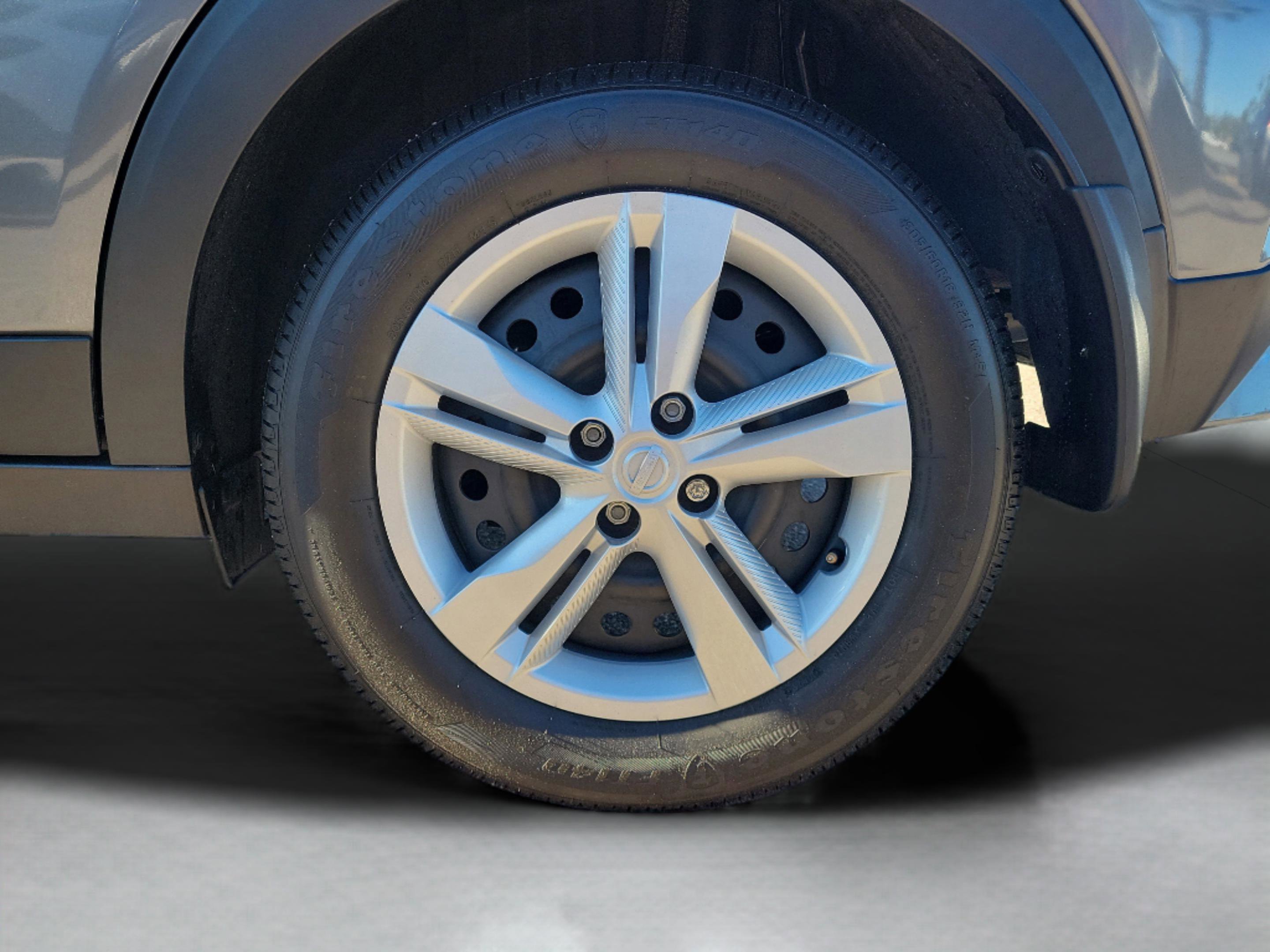 Certified 2025 Nissan Kicks Play S image 7