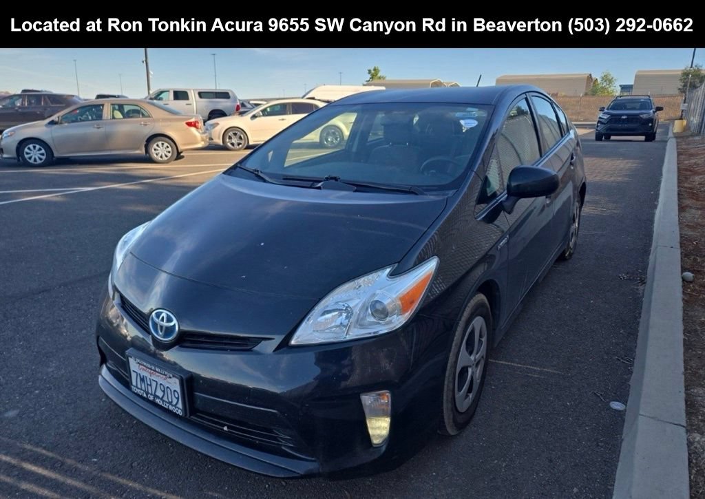 Used 2015 Toyota Prius Two FWD image 6