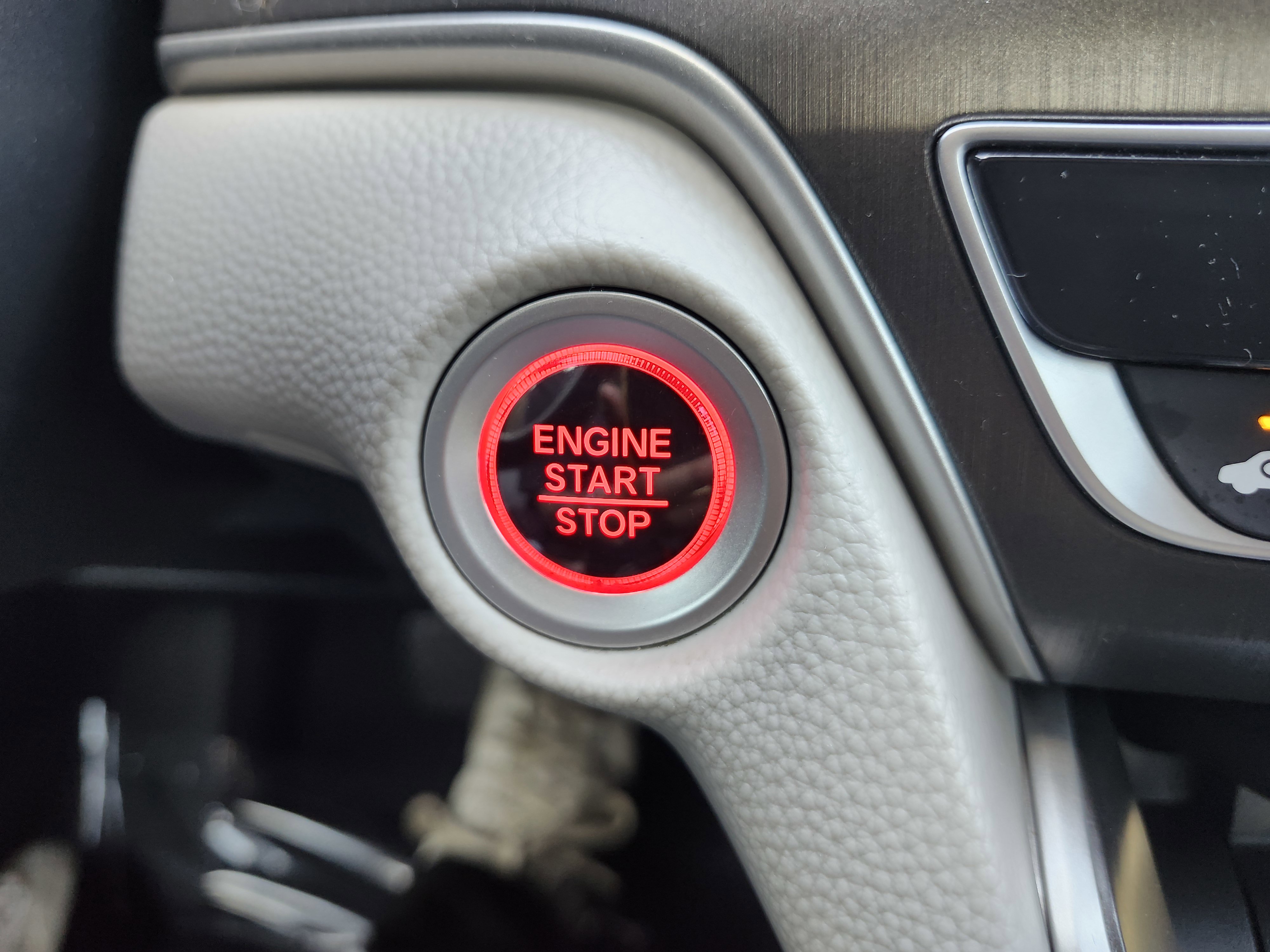 Used 2018 Honda Accord LX image 7