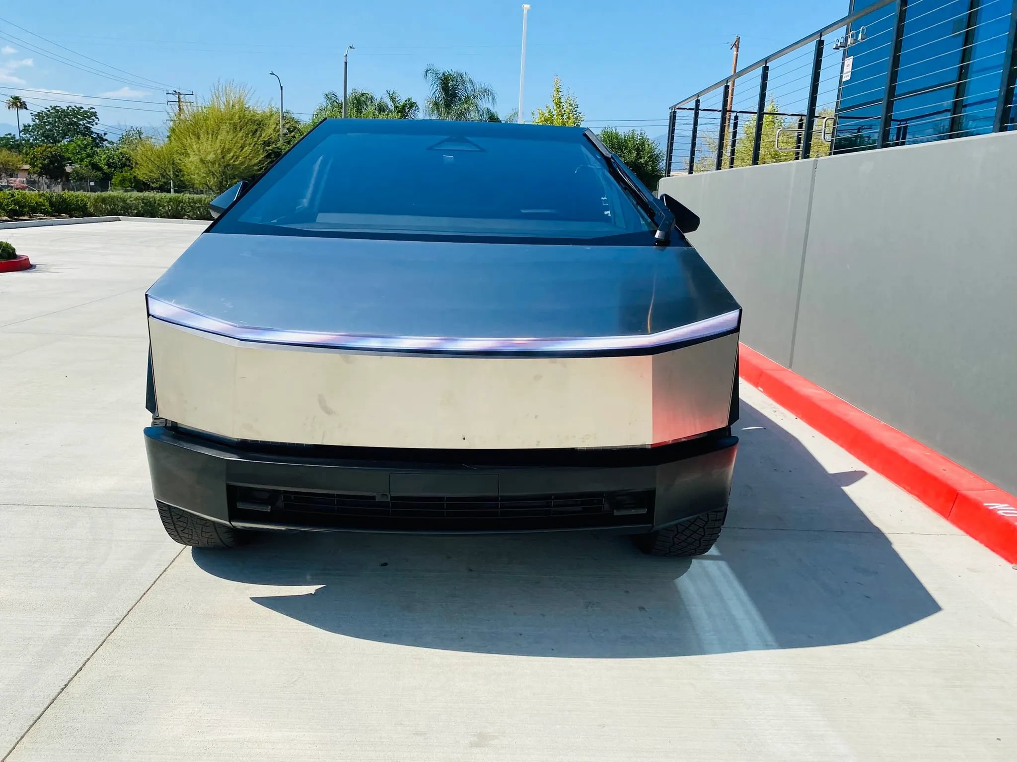 Used 2024 Tesla Cybertruck AWD Crew Cab image 22