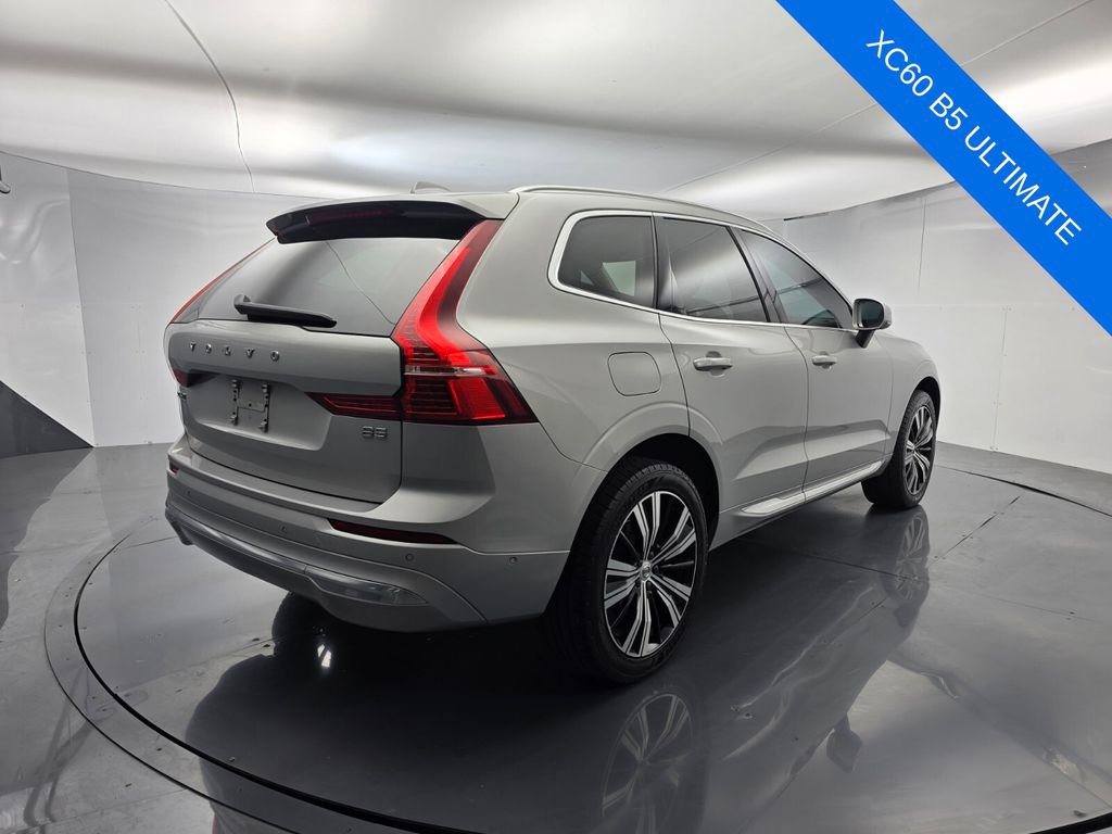 Used 2023 Volvo XC60 B5 Ultimate image 4