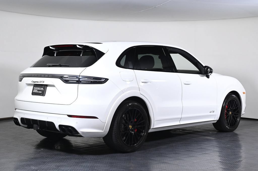 Certified 2023 Porsche Cayenne GTS AWD/4WD image 7