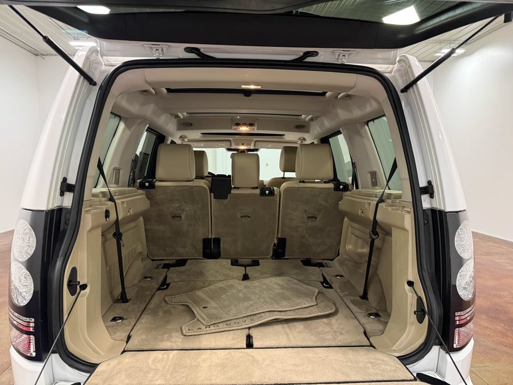 Used 2016 Land Rover LR4 HSE AWD/4WD image 75