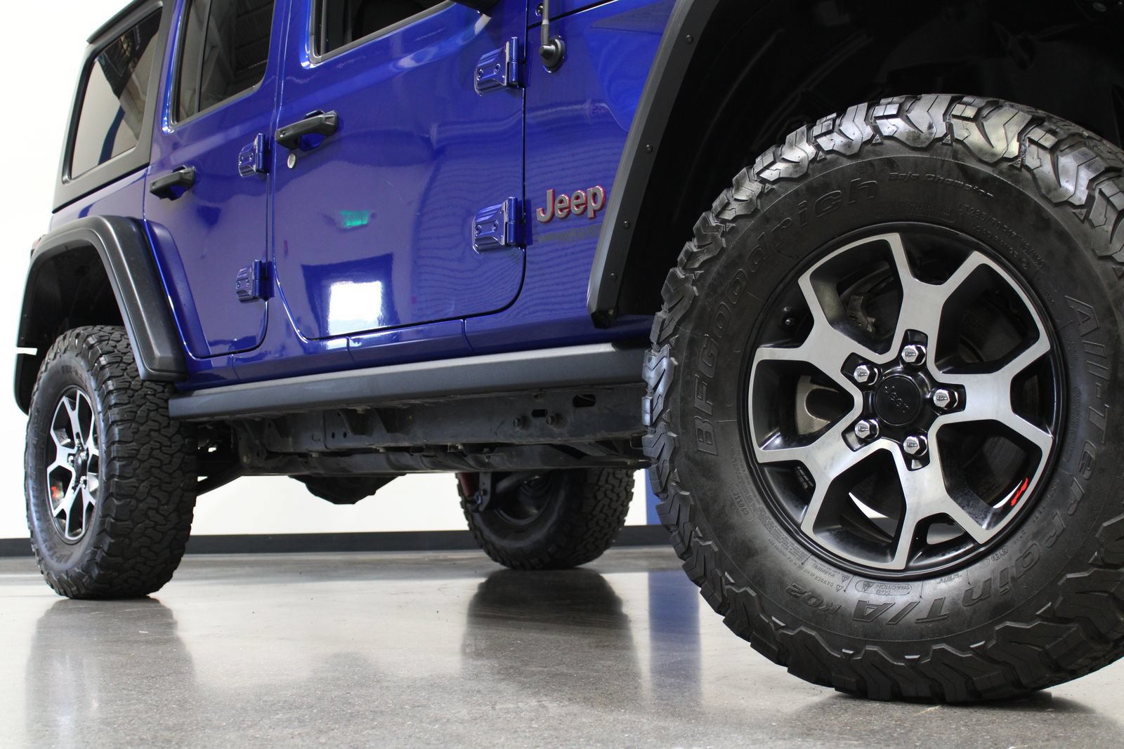 Used 2019 Jeep Wrangler Unlimited Rubicon AWD/4WD image 3