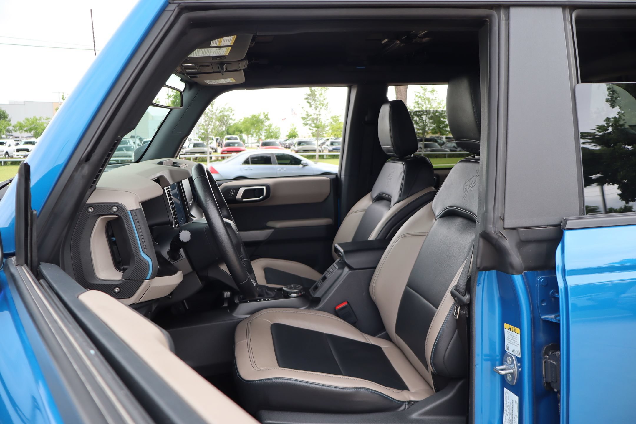 Used 2022 Ford Bronco Wildtrak AWD/4WD image 11