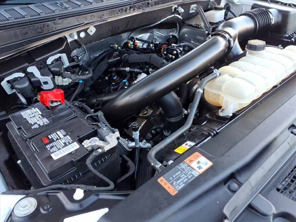 Used 2024 Ford Expedition Limited image 30