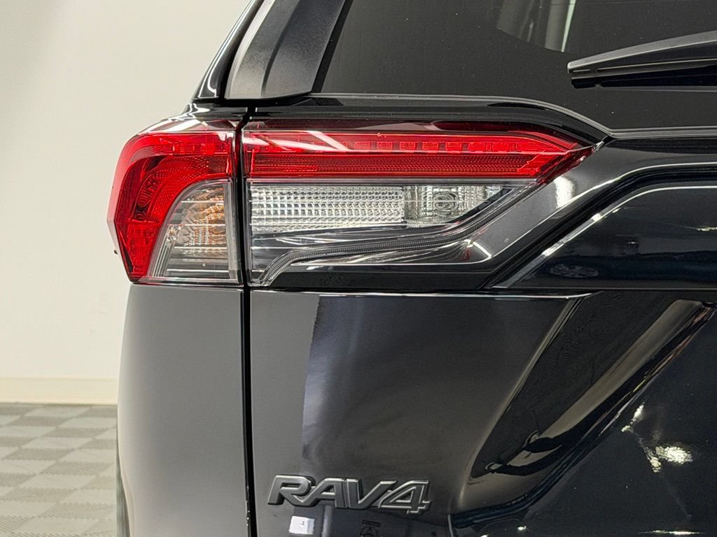 Certified 2025 Toyota RAV4 XLE w/ Convenience Package FWD image 13