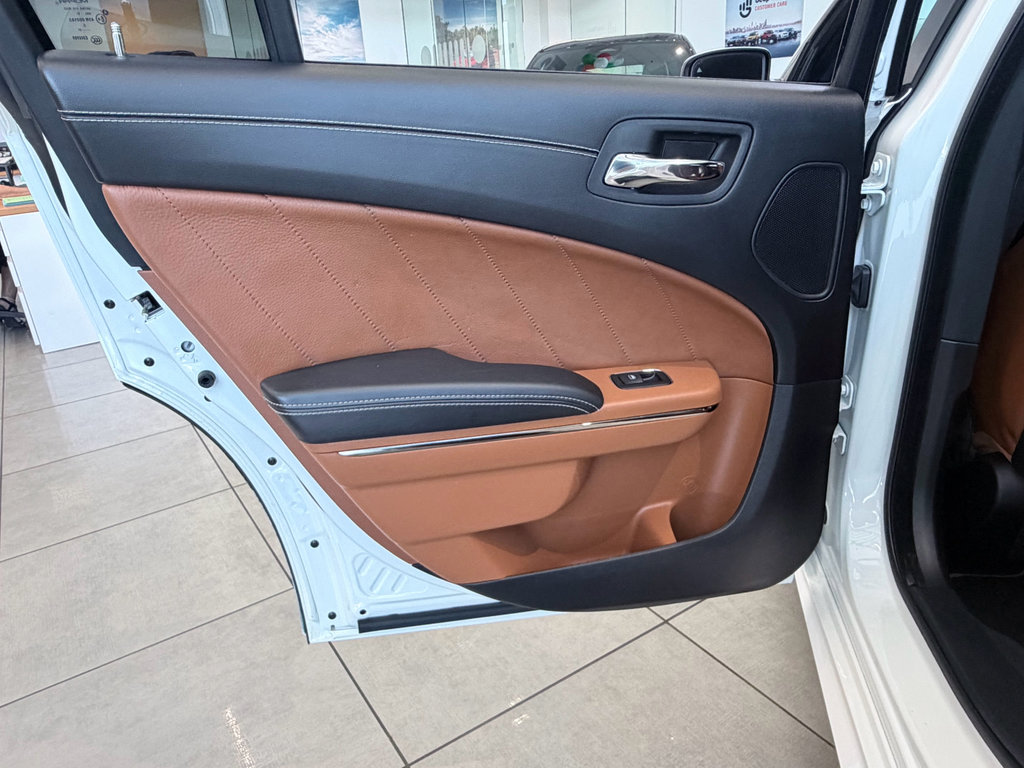 Used 2022 Dodge Charger SRT Hellcat w/ Harman/Kardon Audio Group image 30