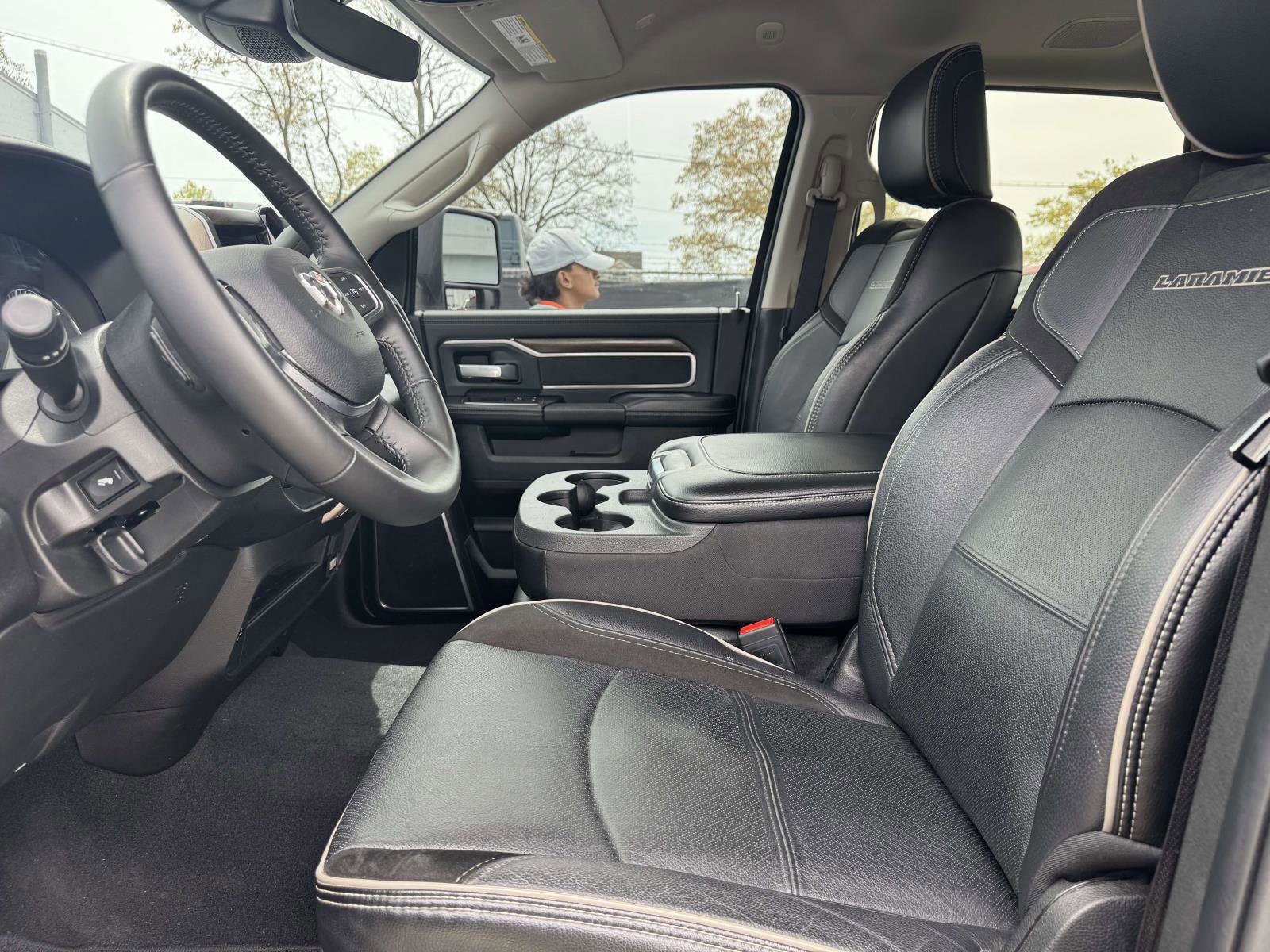 Used 2024 RAM 2500 Laramie w/ Safety Group AWD/4WD image 13