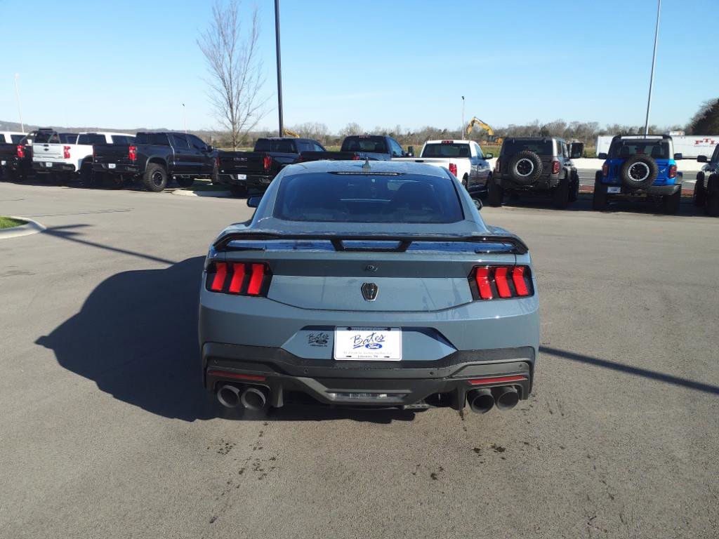 New 2025 Ford Mustang Dark Horse image 4