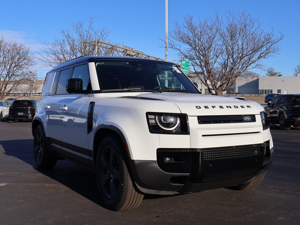 New 2026 Land Rover Defender 110 S AWD/4WD image 3