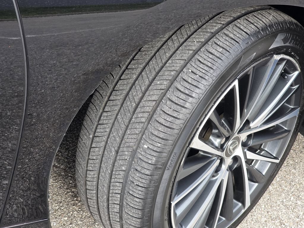 Certified 2022 Lexus ES 350 w/ Premium Package FWD image 33