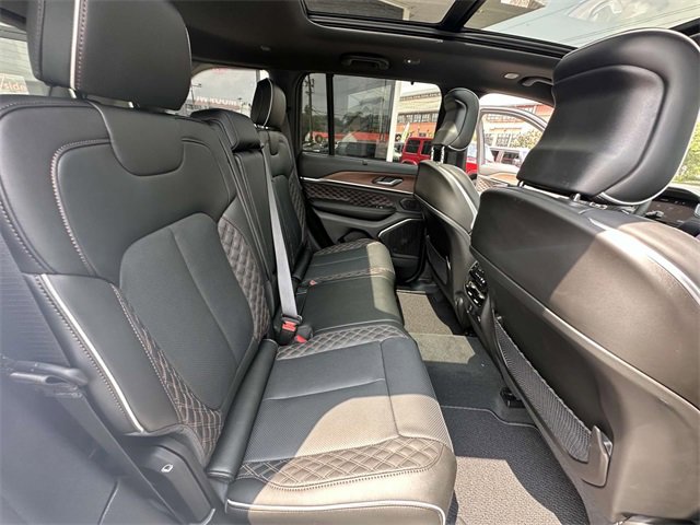 New 2025 Jeep Grand Cherokee Summit w/ Adv Protech Group IV image 29