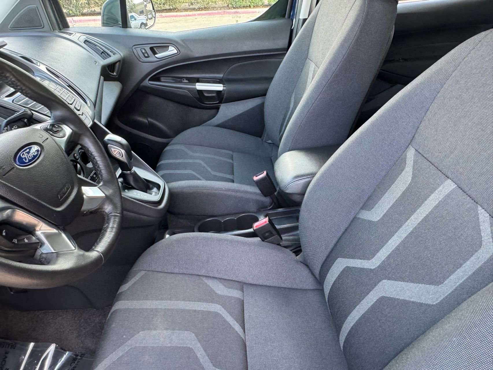 Used 2016 Ford Transit Connect XLT image 22