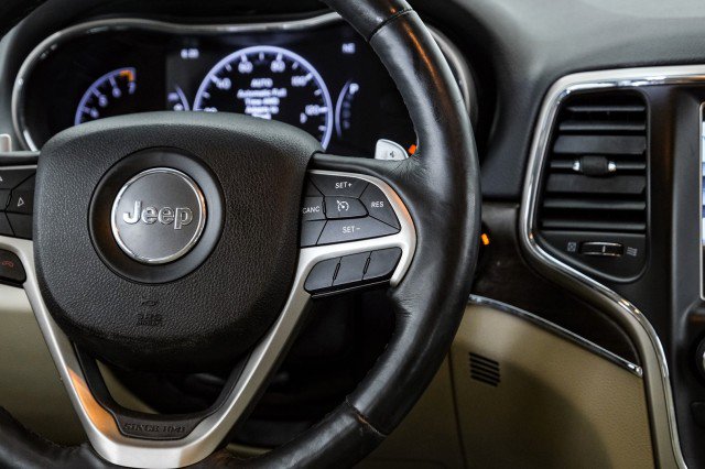 Used 2015 Jeep Grand Cherokee Limited AWD/4WD image 16