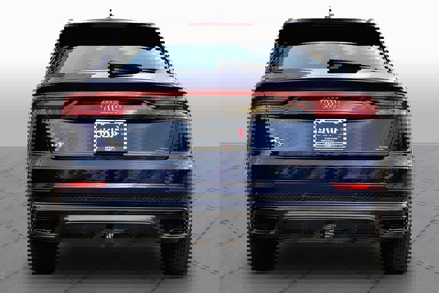 Used 2019 Audi Q8 Prestige image 5