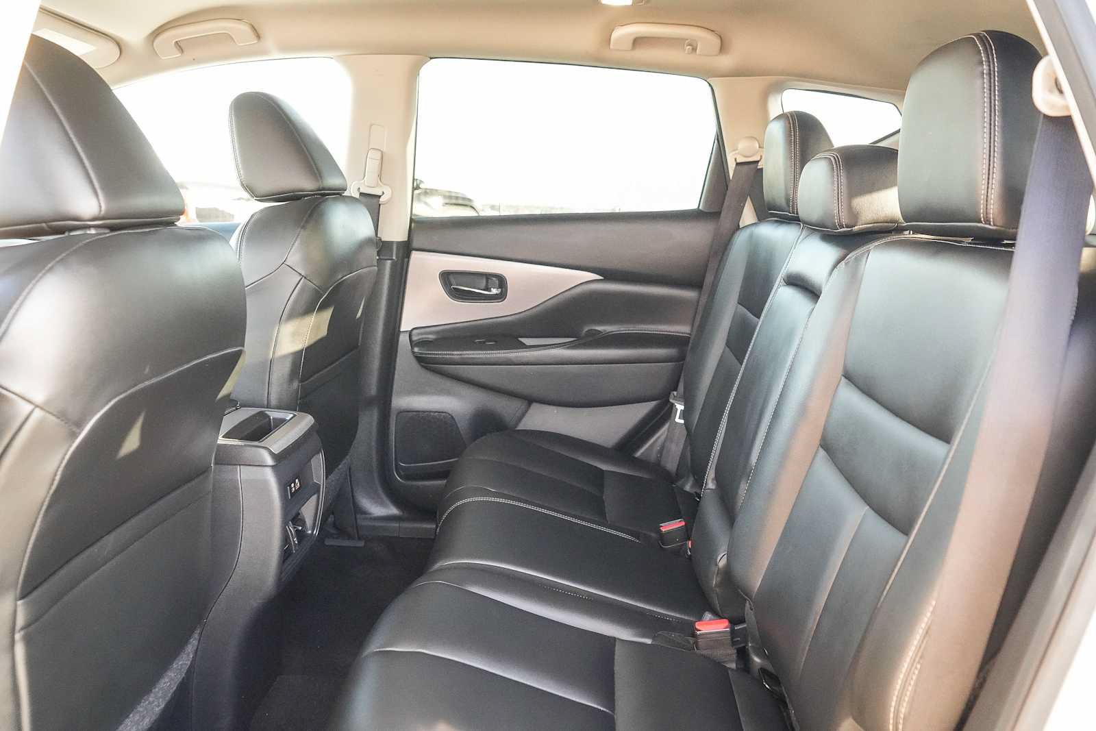 Used 2023 Nissan Murano SV AWD/4WD image 18