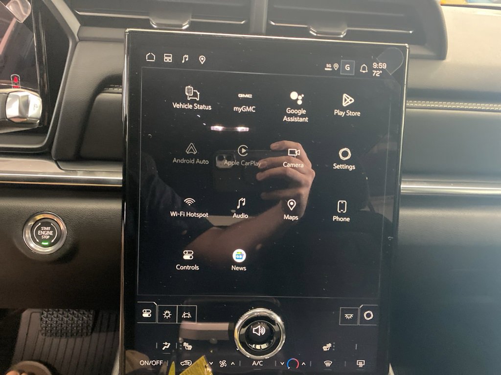 New 2026 GMC Terrain Elevation w/ LPO, Floor Liner Package image 24