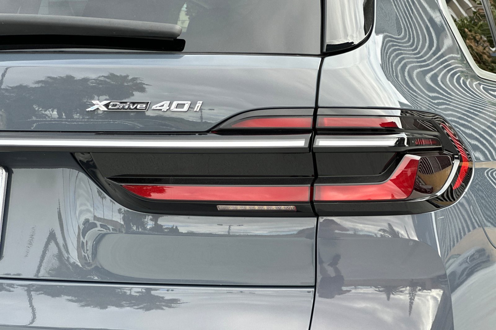 Used 2024 BMW X7 xDrive40i w/ Premium Package AWD/4WD image 28