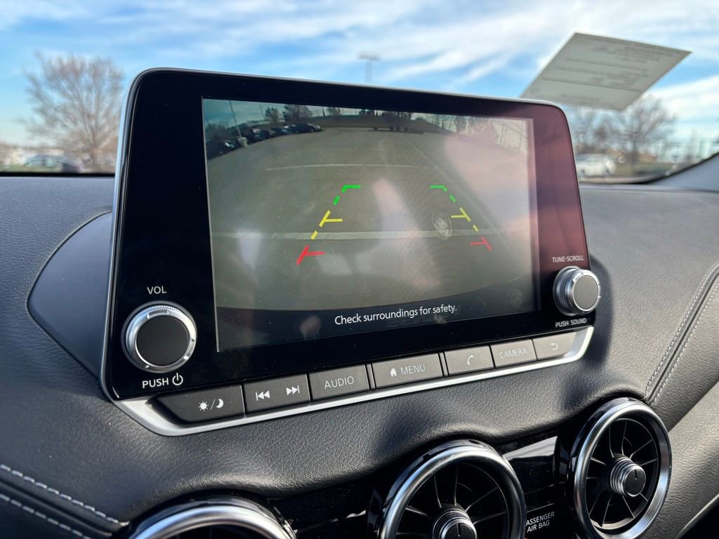 Used 2025 Nissan Sentra SV image 19