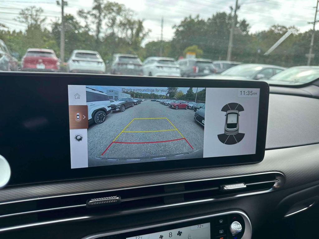 New 2025 Genesis GV60 Advanced image 24