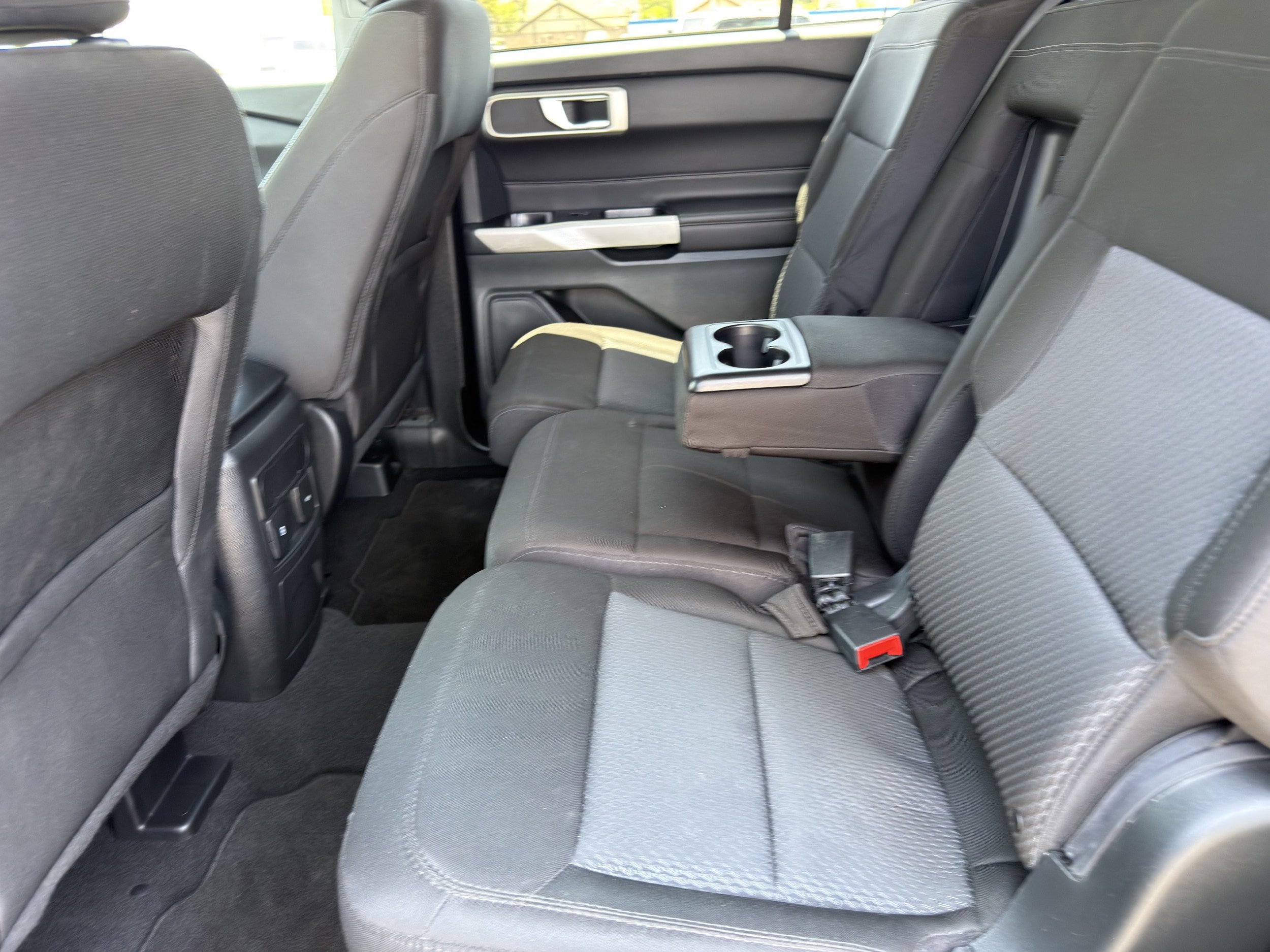 Used 2023 Ford Explorer XLT RWD image 21