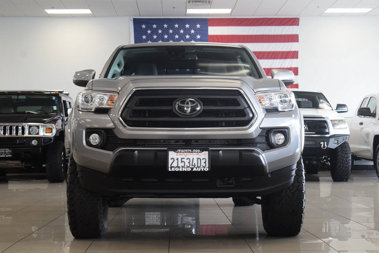 Used 2021 Toyota Tacoma SR5 w/ Technology Package AWD/4WD image 2