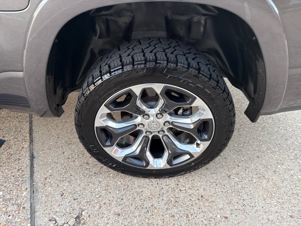 Used 2019 RAM 1500 Limited AWD/4WD image 29