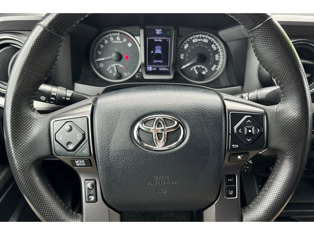 Used 2019 Toyota Tacoma TRD Sport w/ Technology Package AWD/4WD image 25