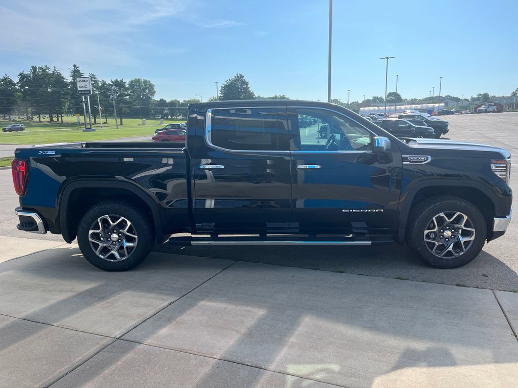New 2026 GMC Sierra 1500 SLT w/ SLT Premium Plus Package AWD/4WD image 4