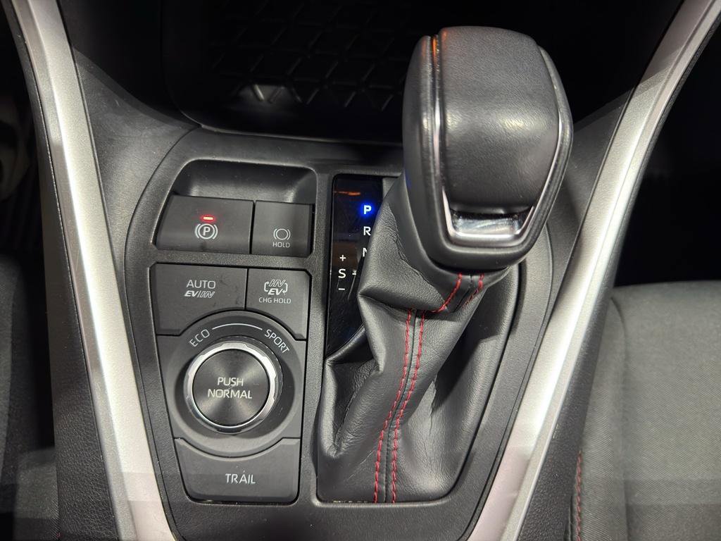 Used 2023 Toyota RAV4 SE w/ Weather & Moonroof Package AWD/4WD image 11