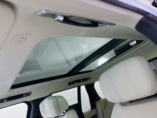 New 2026 Land Rover Range Rover Autobiography image 14