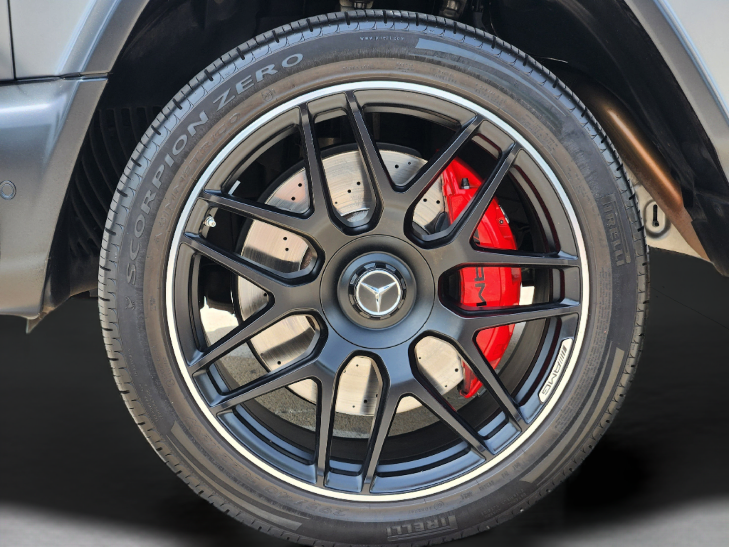 Certified 2023 Mercedes-Benz G 63 AMG 4MATIC image 31
