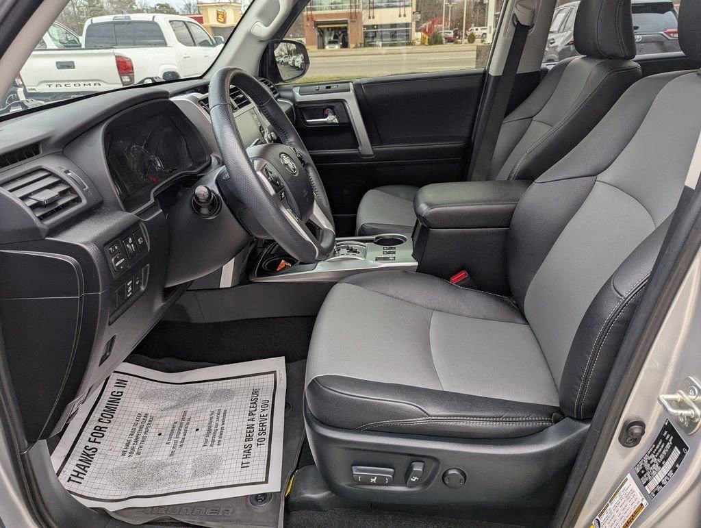 Used 2022 Toyota 4Runner SR5 Premium w/ Moonroof Package image 13