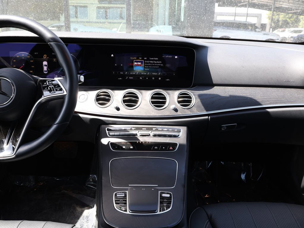 Used 2022 Mercedes-Benz E 350 Sedan w/ Exterior Lighting Package image 27
