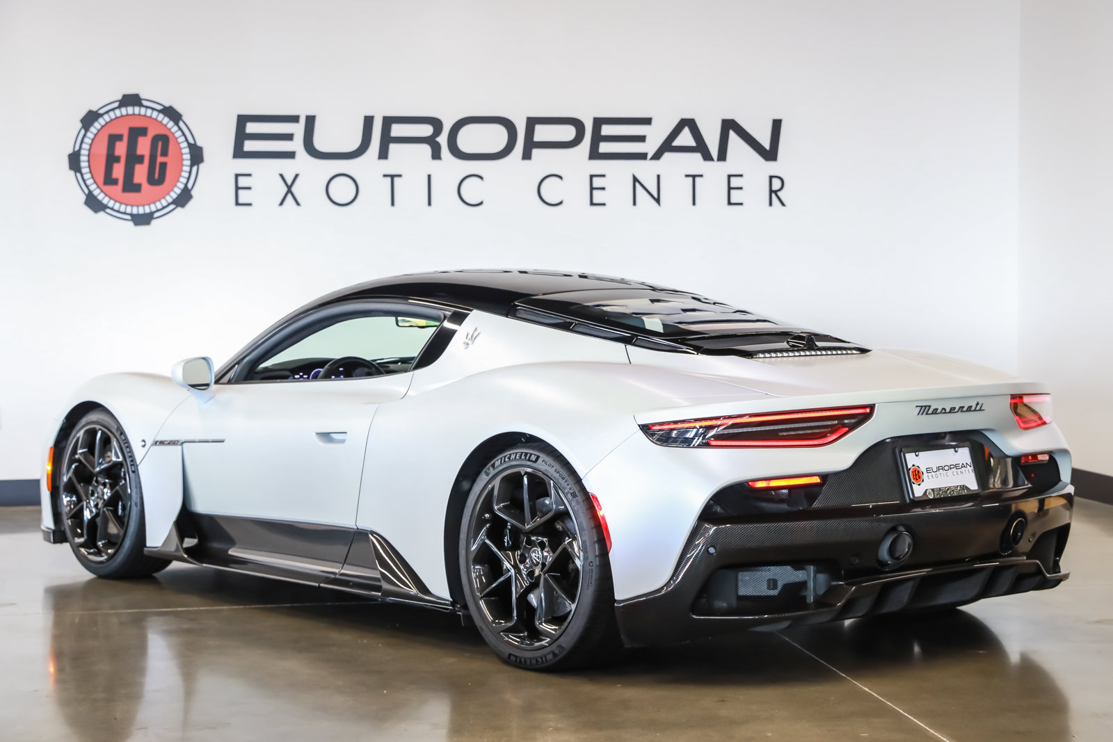 Used 2022 Maserati MC20 Coupe RWD image 10